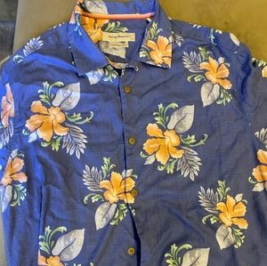 Tommy Bahama 100% silk Camp Shirt